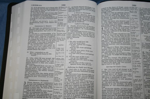 Holman NKJV Large Print Ultrathin Bible 018