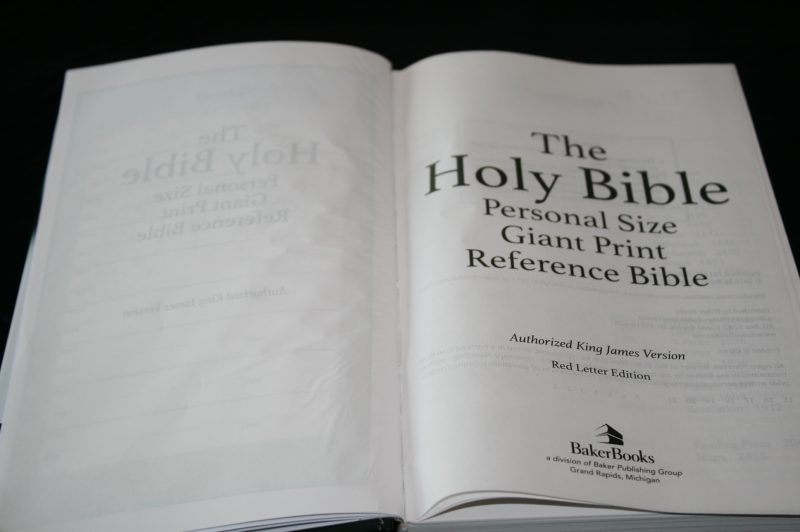 Baker's Personal Size Giant Print Reference Edition KJV (28)