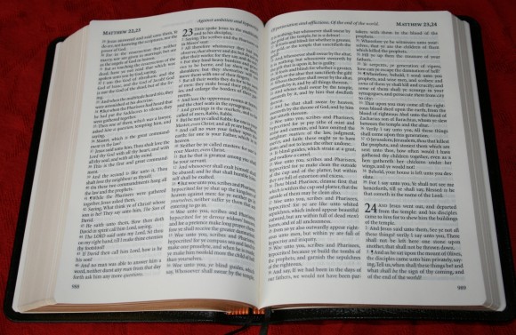 TBS Windsor Text Bible 011