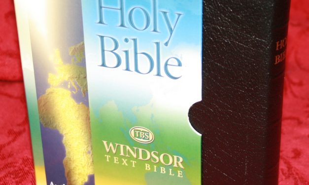 TBS Windsor Text Bible – Review