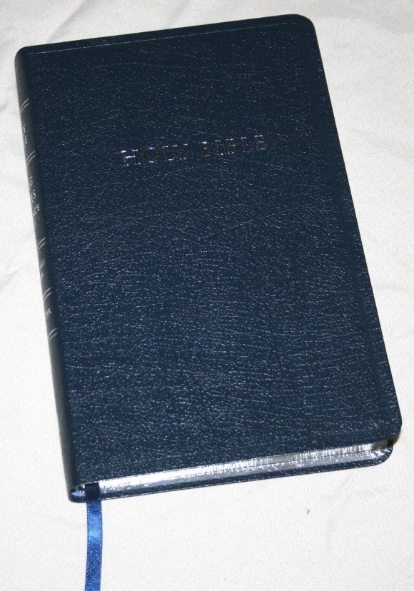 Zondervan King James Reference Bible Center-Column with Thumb In 003