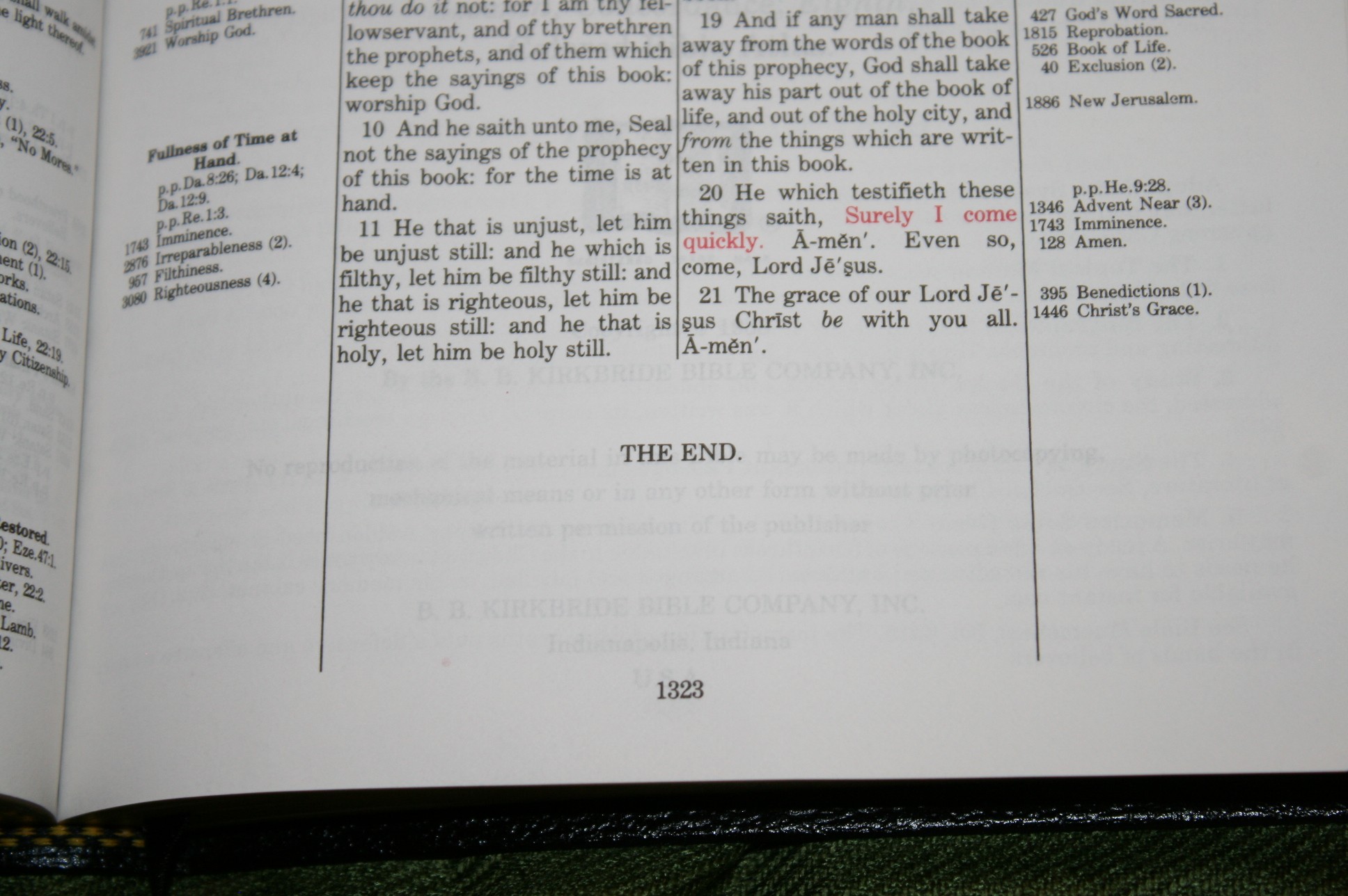 Handy Size Thompson Chain Reference Bible KJV (126)