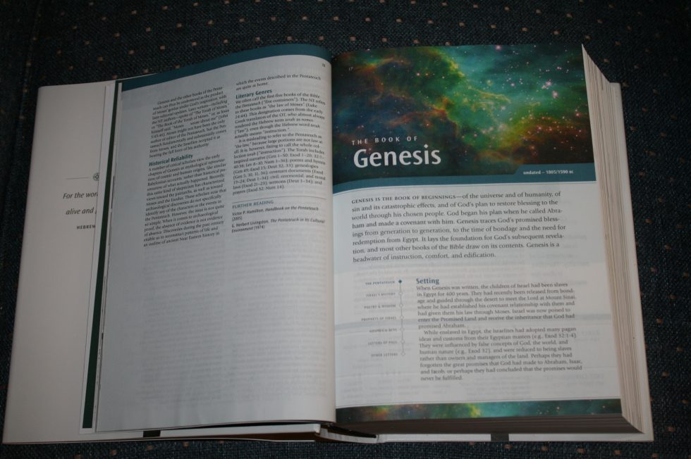 NLT Illustrated Study Bible (9)