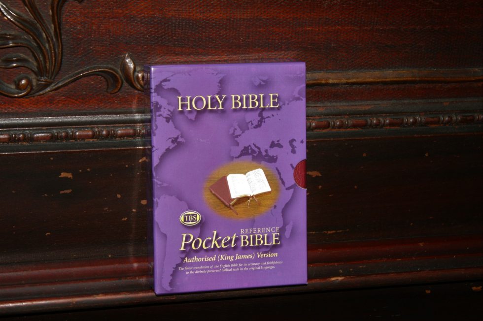 TBS Pocket Reference Bible (1)