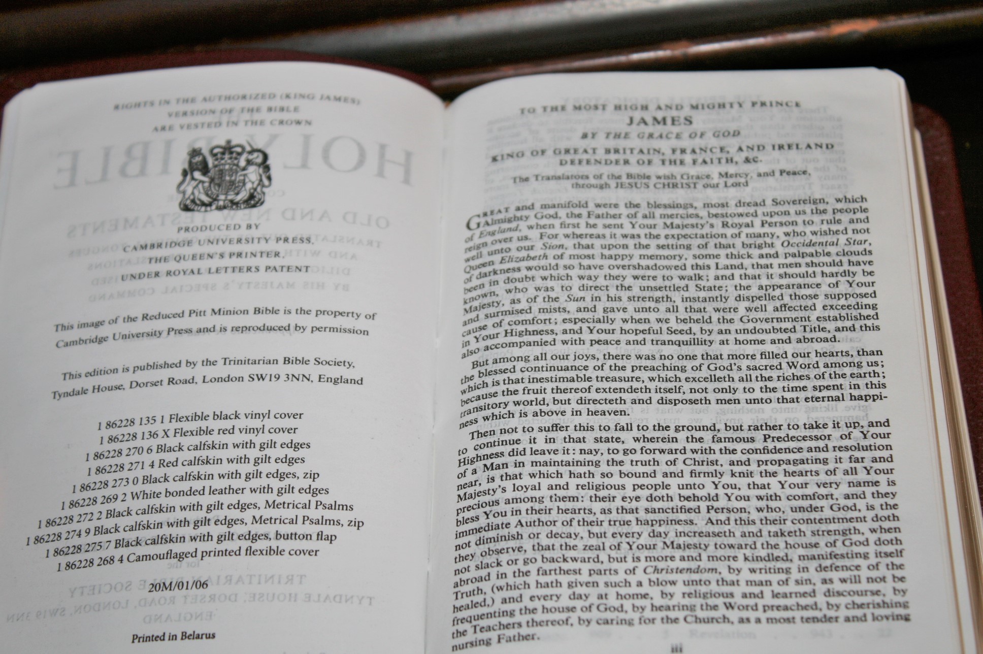 TBS Pocket Reference Bible KJV in Burgundy Calfskin Review Bible