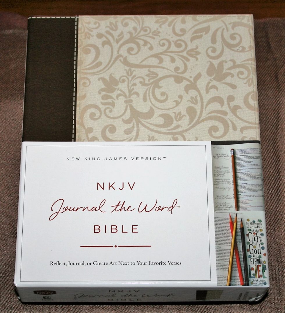 sneak-peek-journal-the-word-bible
