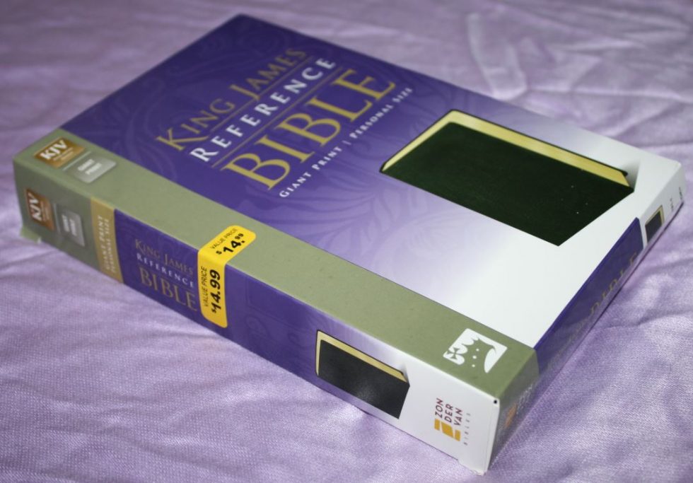 zondervan-kjv-giant-print-personal-size-reference-bible-3