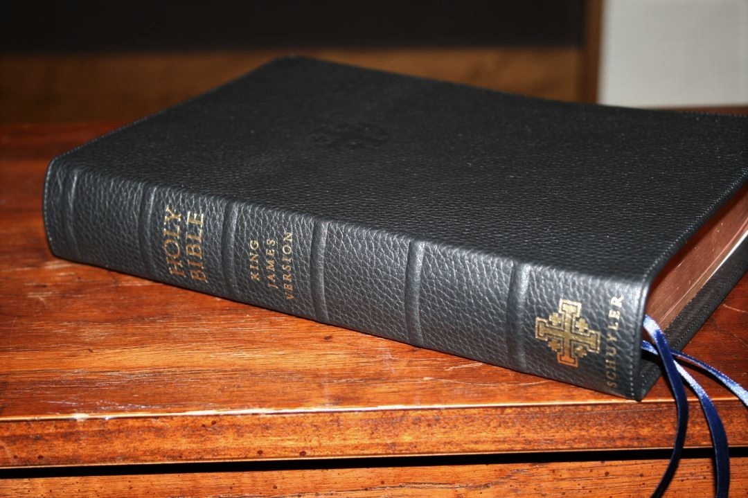 Schuyler Canterbury KJV Bible Review - Bible Buying Guide