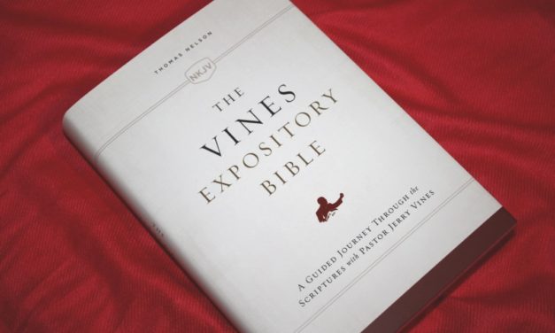 Vines Expository Bible Review