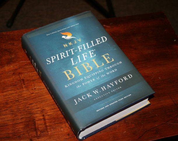 Nkjv Spirit-filled Life Bible Review - Bible Buying Guide