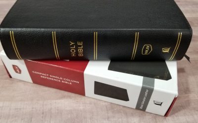 NKJV Compact Single Column Reference Bible