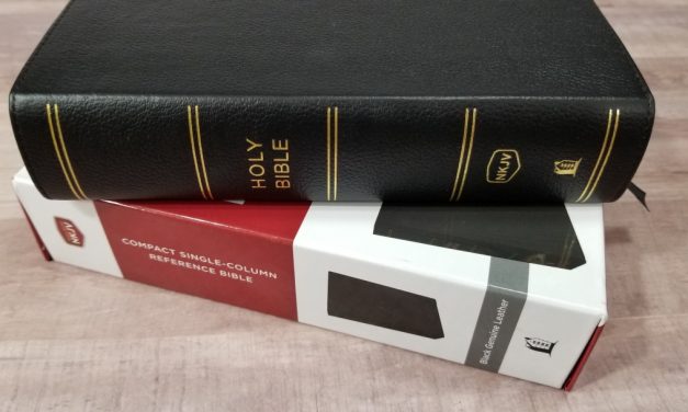 NKJV Compact Single Column Reference Bible