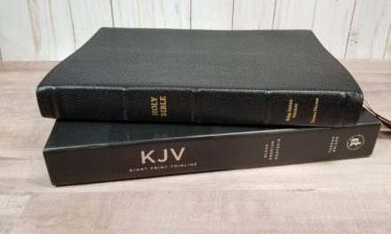 Premier Collection KJV Giant Print Thinline Bible