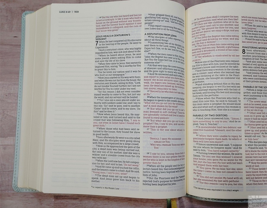 NASB Artisan Collection Bible Layout