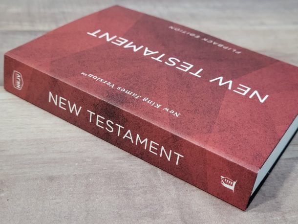 nkjv-new-testament-flipback-edition-2-bible-buying-guide