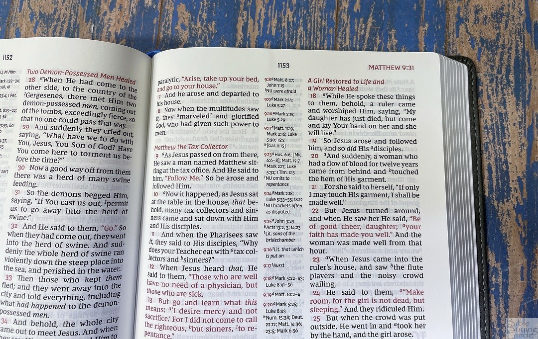 Gray NKJV Center Column Reference Bible (18) Bible Buying Guide