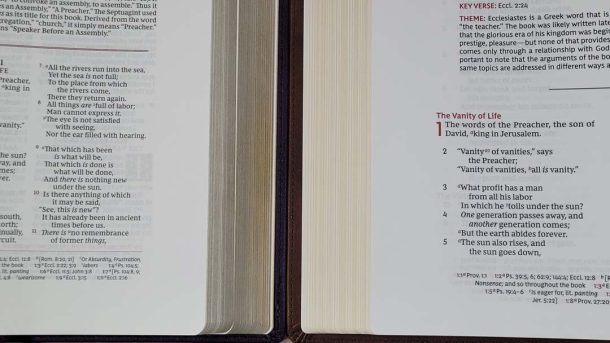 Thomas Nelson NKJV Wide Margin Sovereign Bible Review - Bible Buying Guide